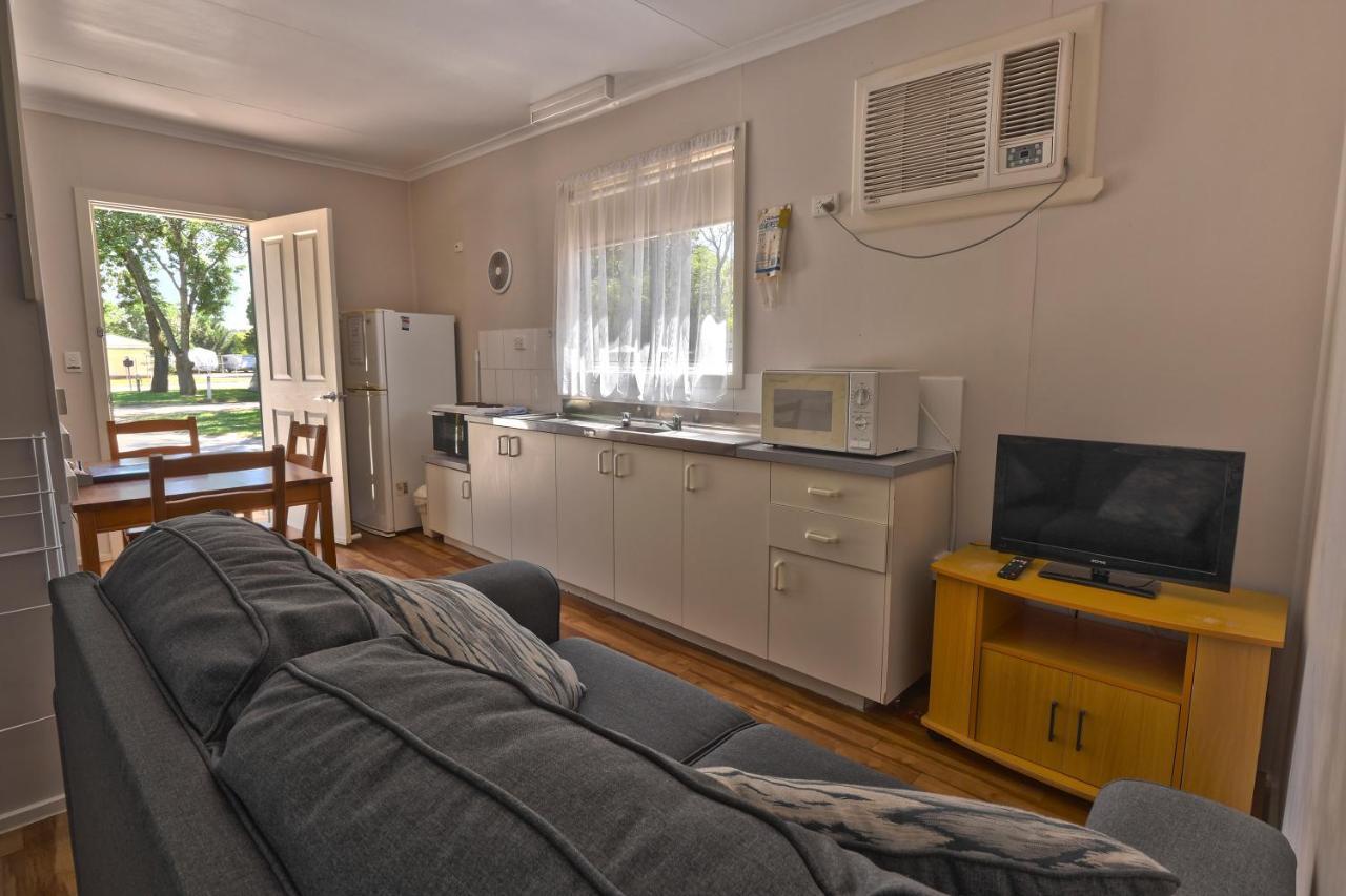 Big4 Wangaratta North Cedars Holiday Park Esterno foto